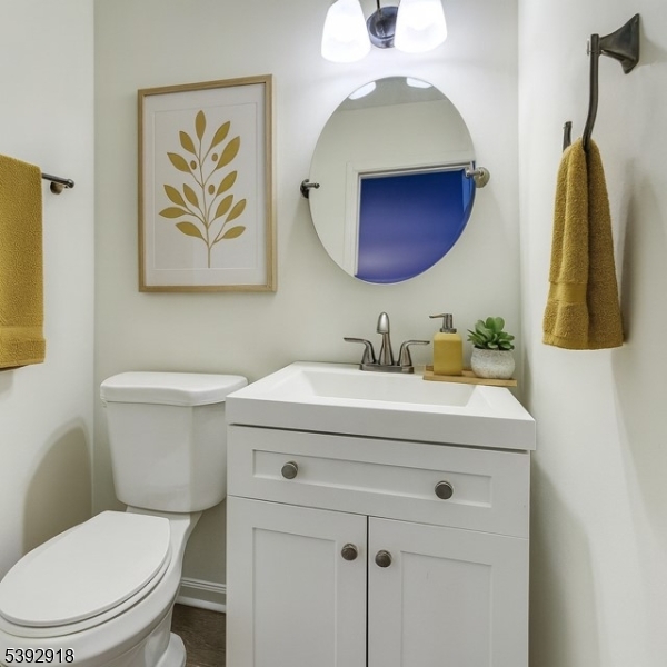 Powder Room virtually staged image