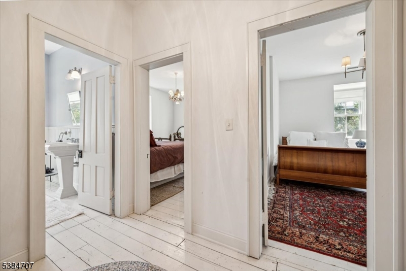 Level 3 Bedrooms/Bathroom