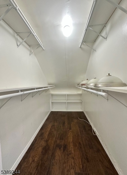 walk in closet