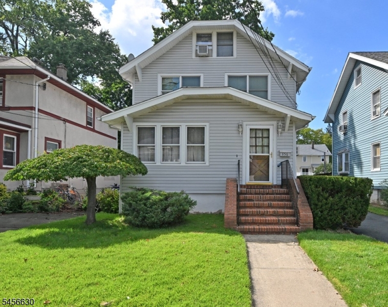 3 BR Colonial