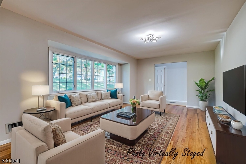 Living Virtually Staged