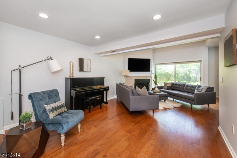 Photos from previous listing