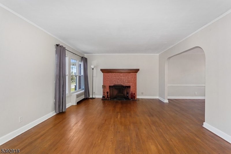 LR-Fireplace