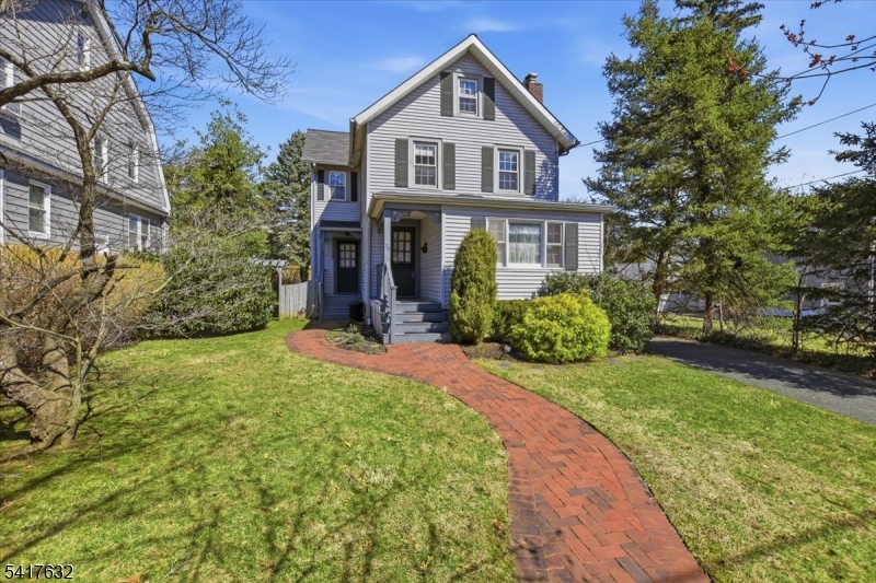 Walking distance to NYC train, restaurants and downtown Madison. Home being sold as is. Great opportunity to live in desirable Madison, NJ. Home has many possibilities!