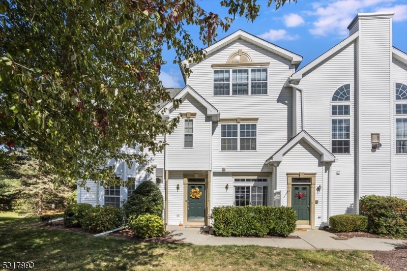 Beautiful, end-unit townhouse.