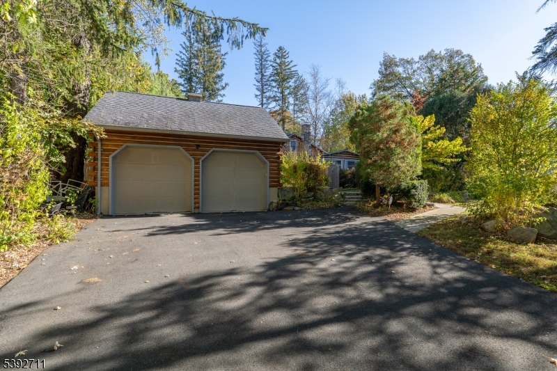 2 Car Garage
