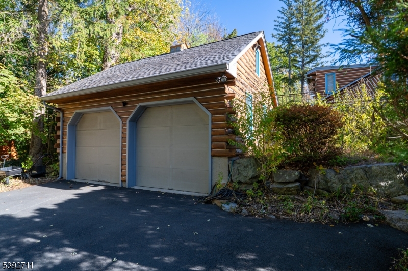 2 Car Garage