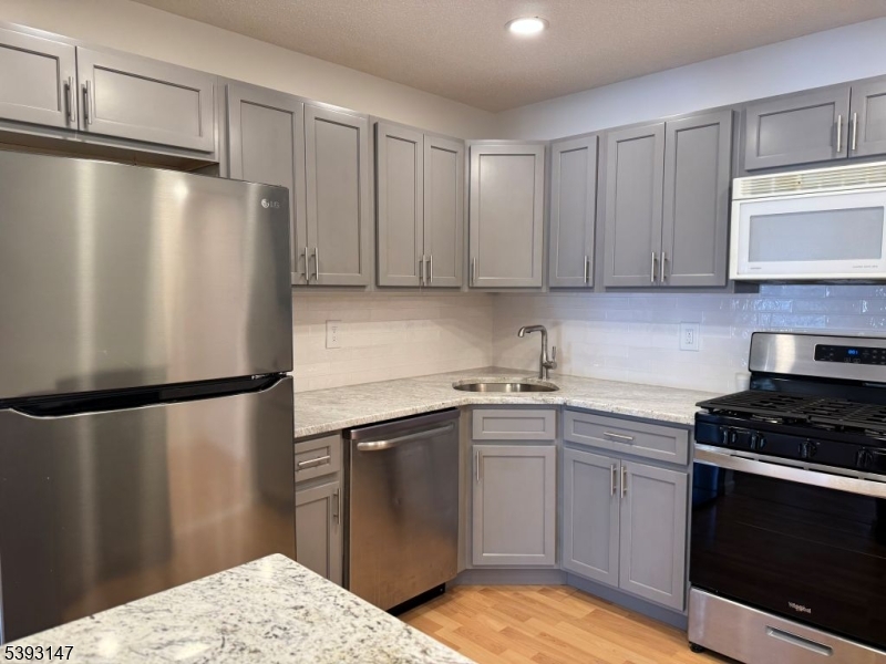 Kitchen - new cabinets