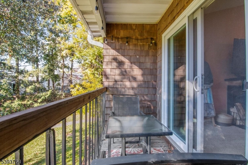 BLACONY Your own private deck to relax and drink your morning coffee.