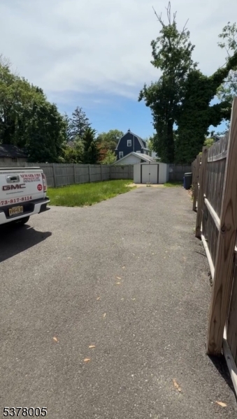 parking n backyard access