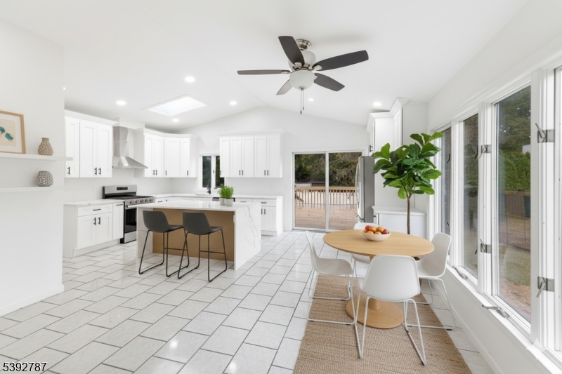 MEIK Virtually staged