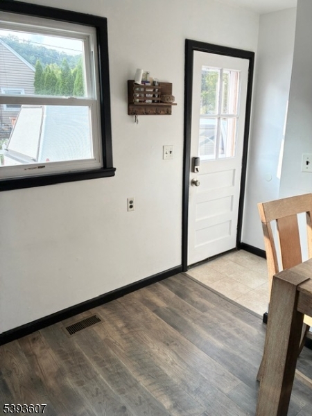 Kitchen Eat-In-Kitchen