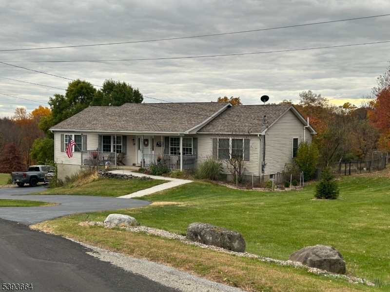 Ranch Home, Country Setting
