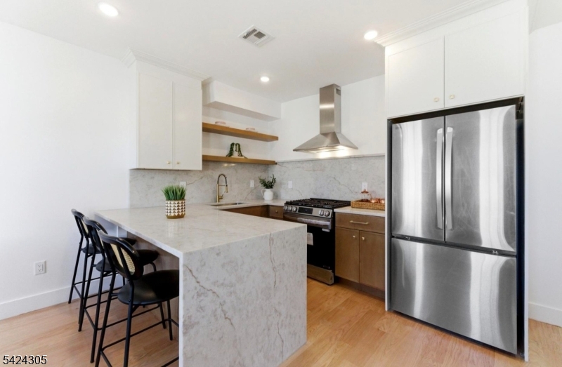 breakfast bar