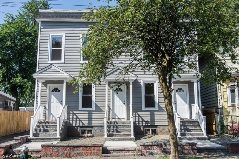exterior four family unit