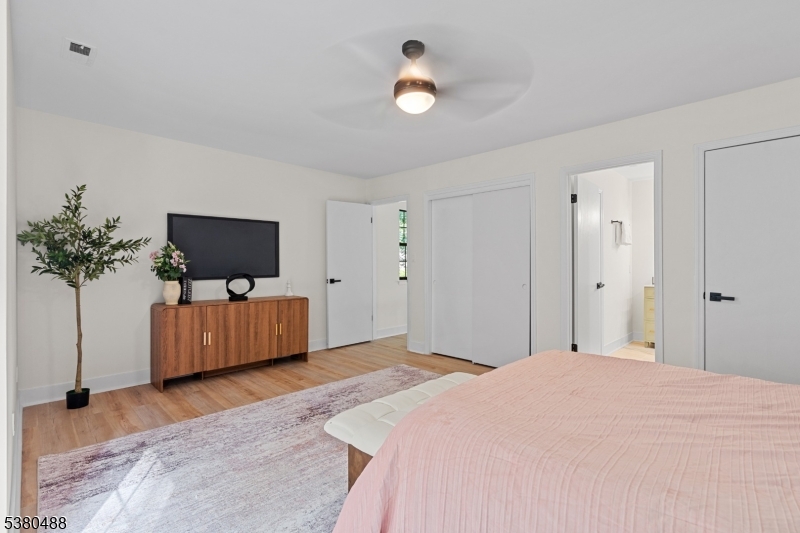 Primary Bed