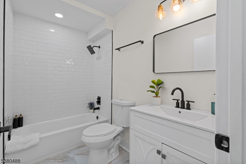 Full Bath