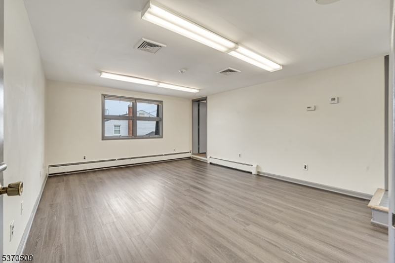 Large Office / Work Area