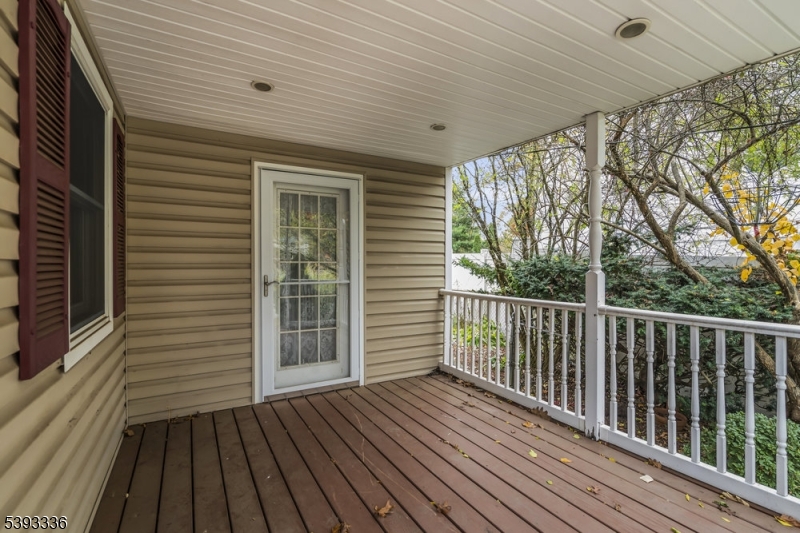 Porch leads to Diningroom