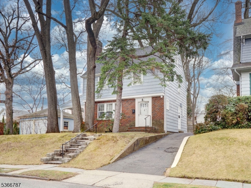 Great exterior while awaiting reno inside