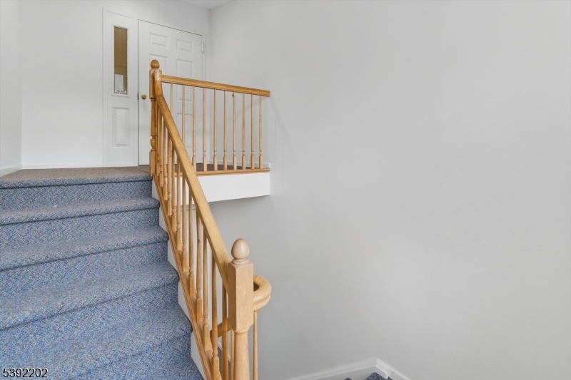 Entrance Hallway to 3rd Floor