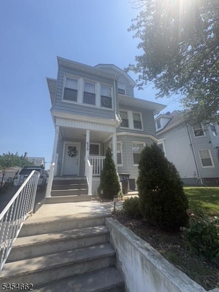 FRONT HOME