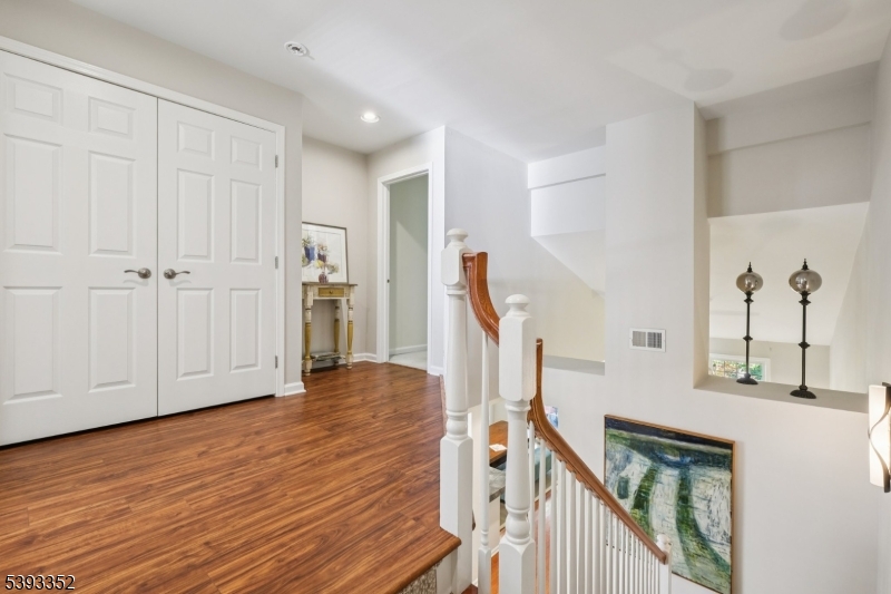 2nd Floor Landing