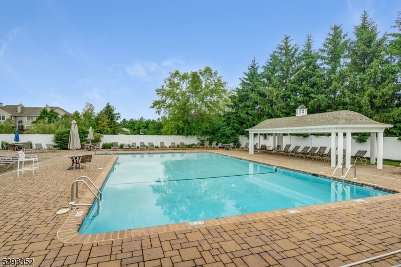 Outdoor Association Pool