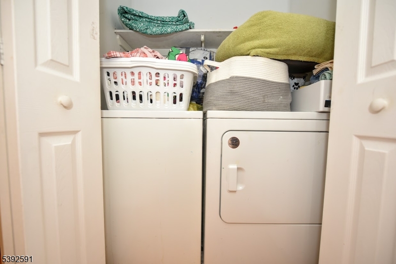 Washer/Dryer upstairs