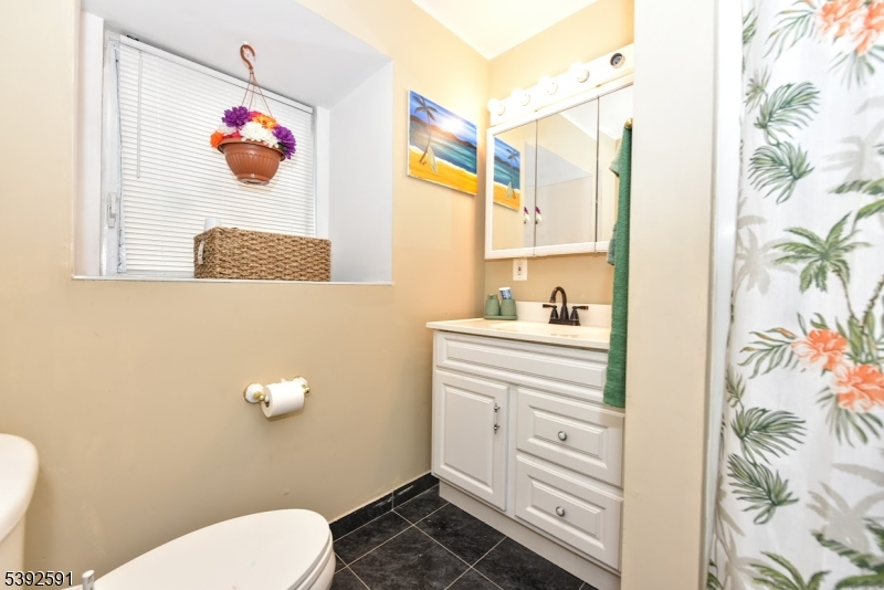 Full Bath