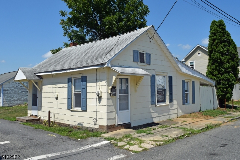 Washington Boro CENTURY 21 Semiao and Associates