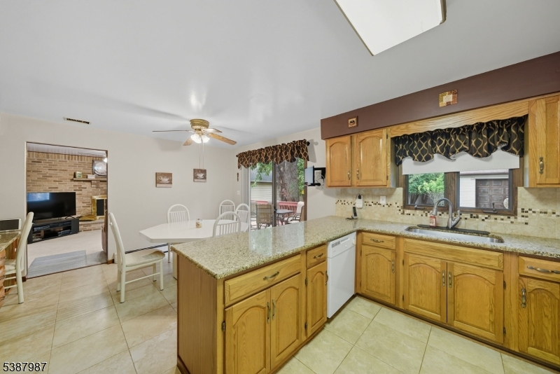 Eat in Kitchen