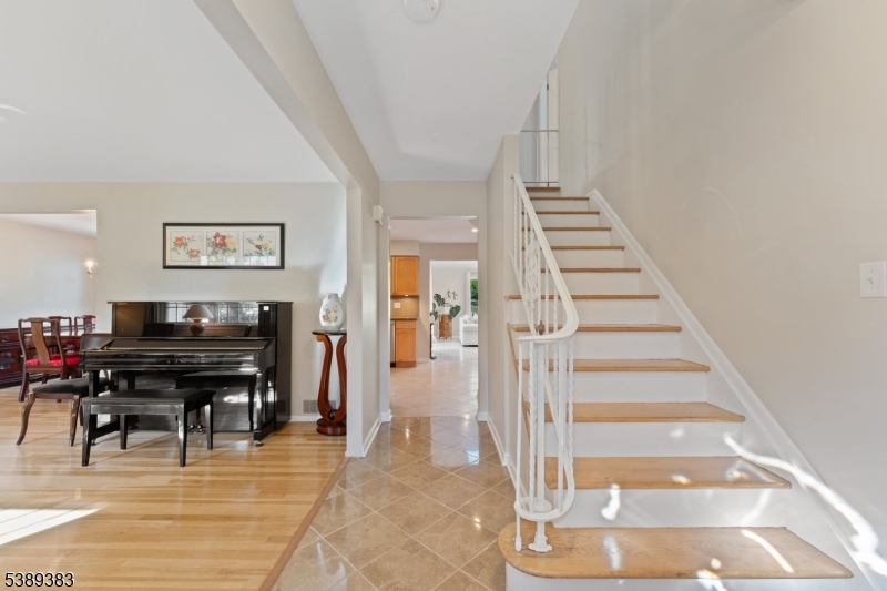 Foyer Foyer open to the living room.