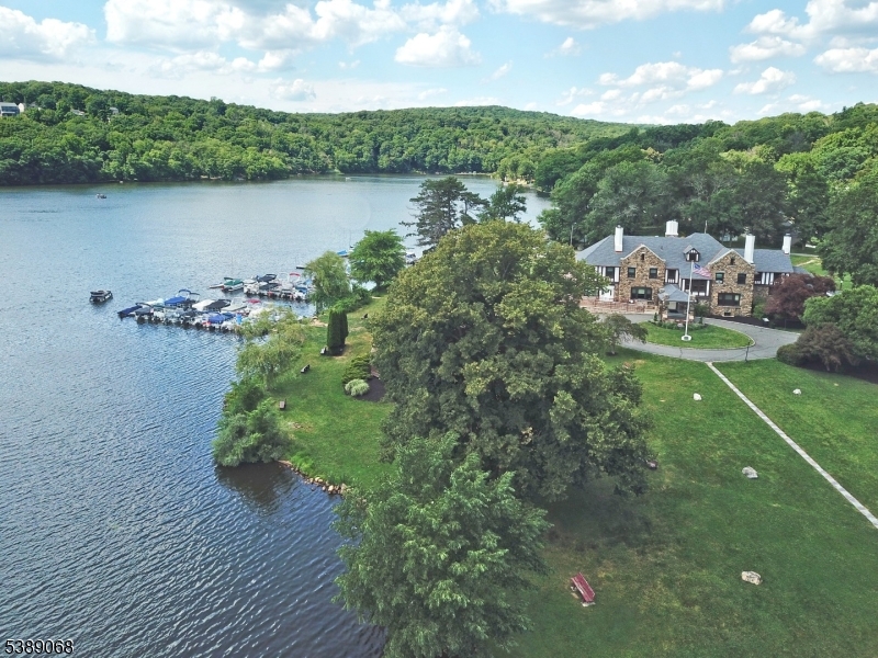 White Meadow Lake Clubhouse
