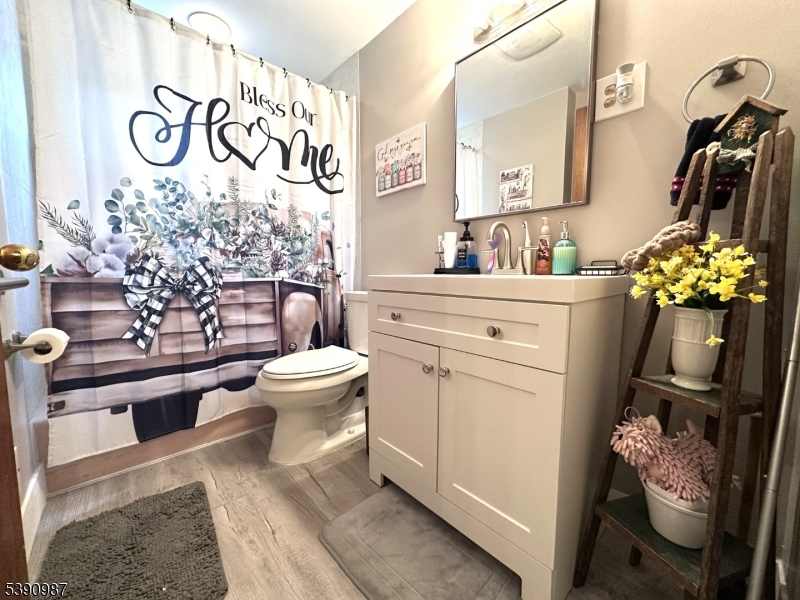 Full bath