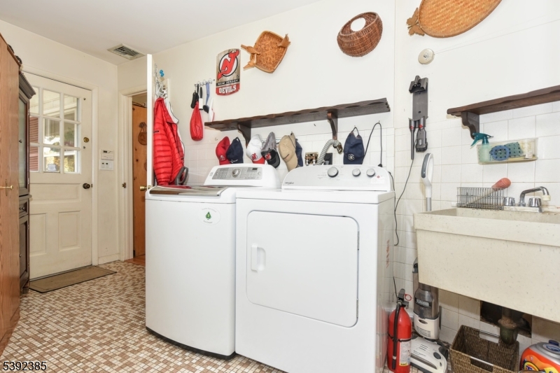 Laundry/mudroom