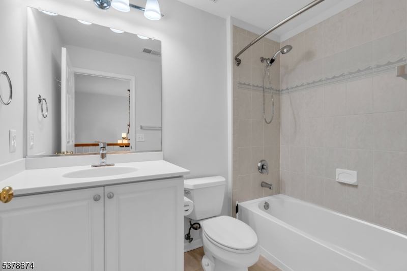 Guest bath rm 2nd floor