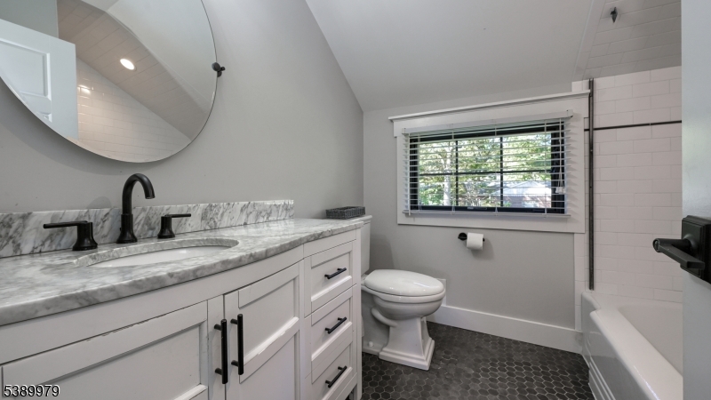 Bathroom on 3rd floor