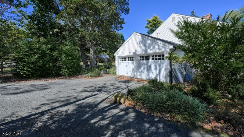 2 Car Garage