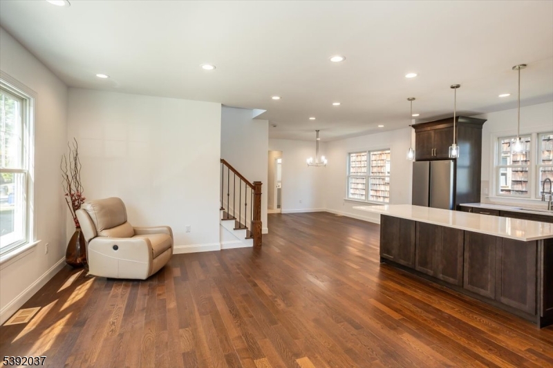 Living Room Bright And Sunny and Recessed Lighting Too