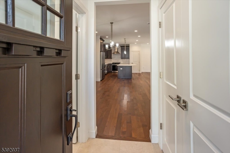 Foyer View to Dining Room/Kitchen