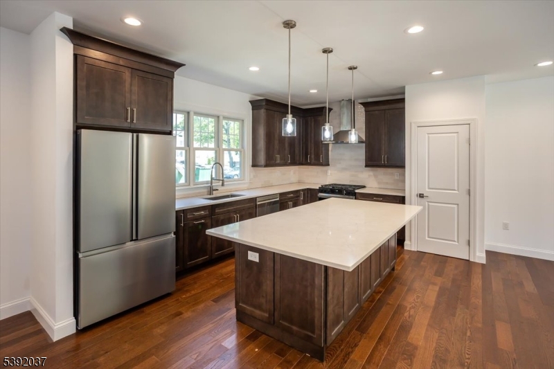 Kitchen A Cook's Dream Kitchen Gas Stove Oversized Quartz Center Island, Oversized Refrigerator