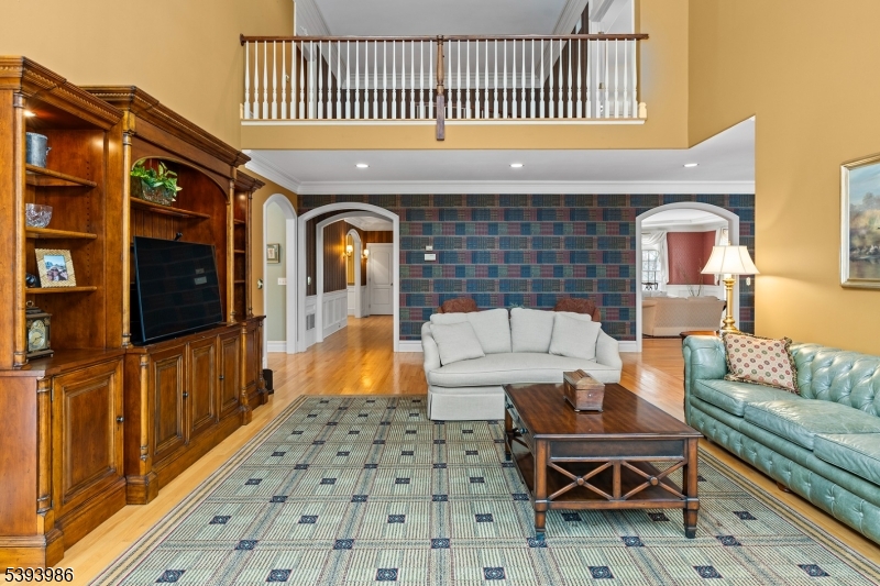 Great Room Two-Story Ceiling and Upstairs Walkway