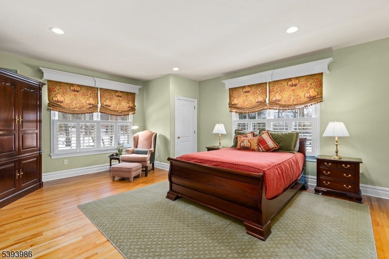 Bedroom #4 Connects to Jack n' Jill Bath