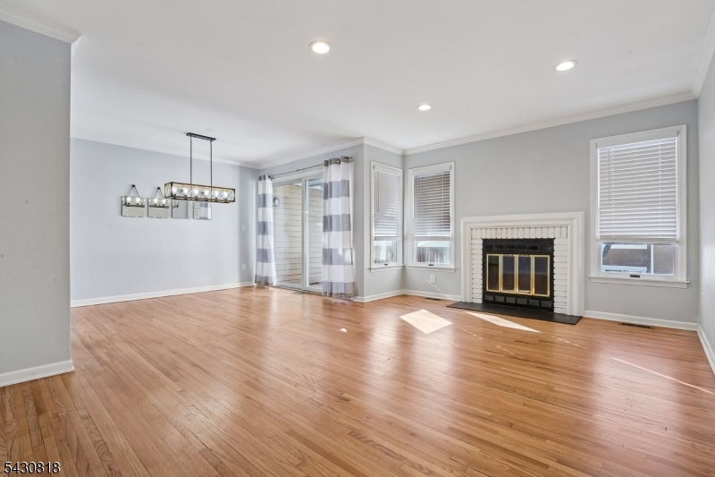 Living Room / Dining Room