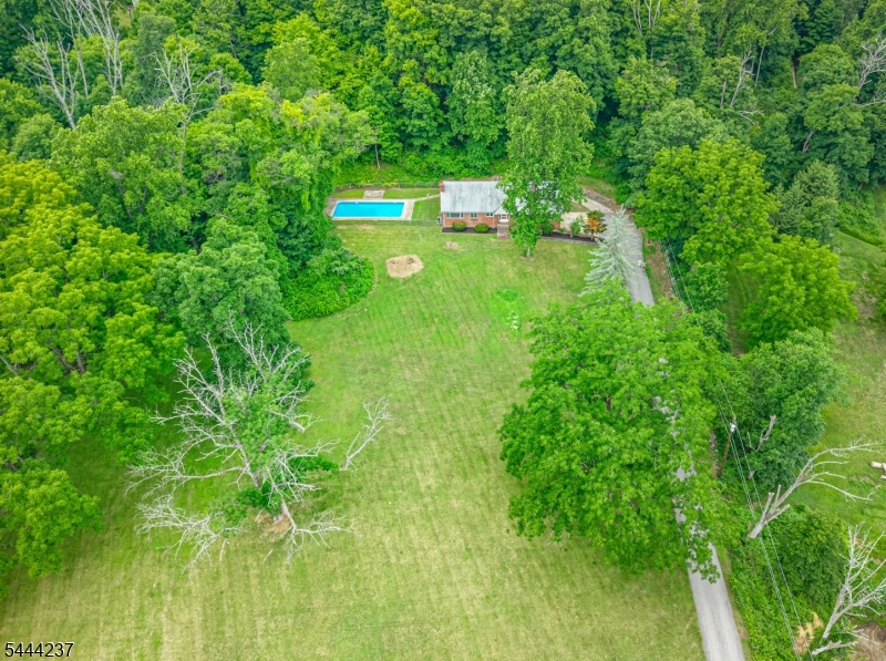 Ranch on 6+ Beautiful Acres Inground Swimming Pool