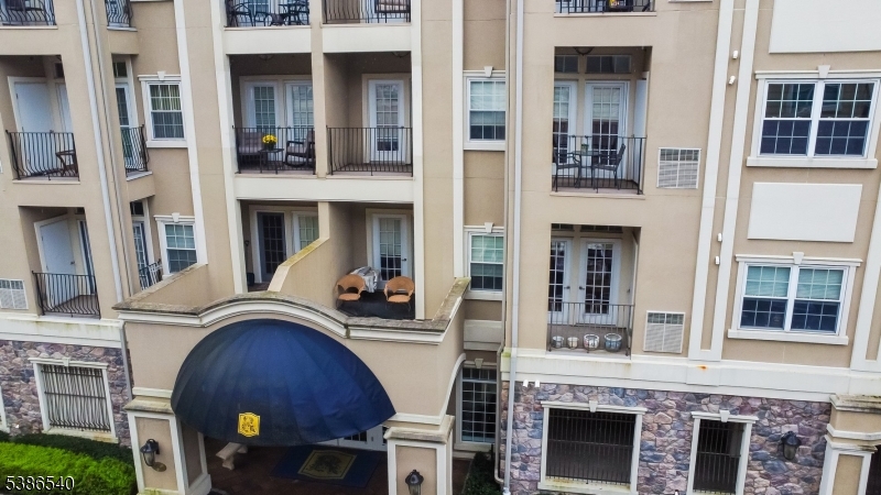 Windsor Court 2 Bed 2 Bath