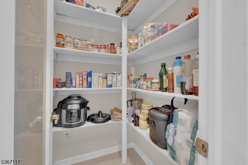 Kitchen Pantry