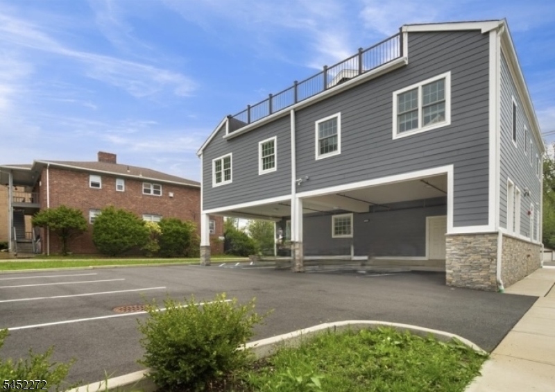 2 spaces, roof deck