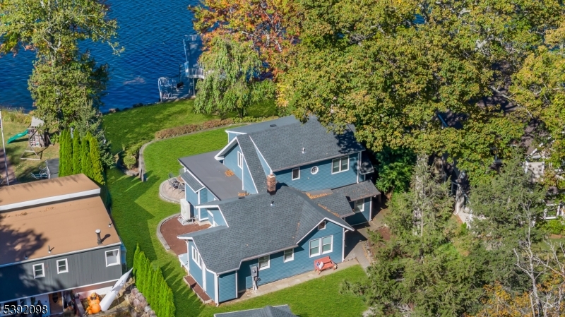 2 story home, level lot
